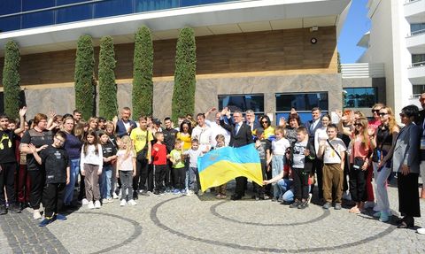 Ukraynalı Çocuklar Umut Köprüsü Projesi ile Çeşme’de