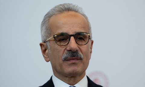 Ulaştırma Bakanı Uraloğlu, Kadın Personelle İftarda Bir Araya Geldi