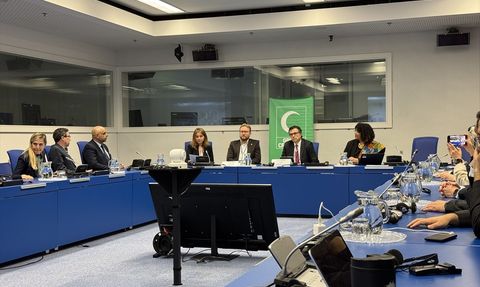 Yeşilay, Viyana'da Uyuşturucu ve Kumar Bağımlılığına Dikkat Çekti