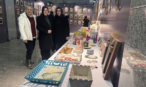 Zonguldak'ta Gazi ve Şehit Yakınlarının El Emeği Sergisi