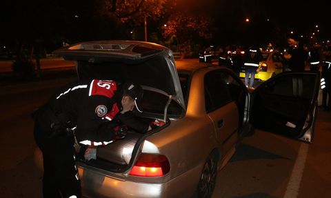 Adana'da Helikopter Destekli Güvenlik Uygulaması