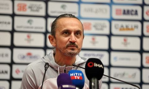 Ahlatcı Çorum FK ve Esenler Erokspor Maçında Duygular Karıştı