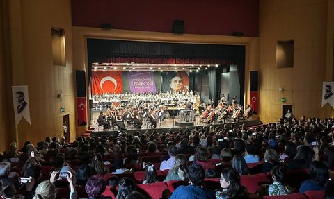 Antalya Devlet Senfoni Orkestrası'ndan özel çocuk konseri