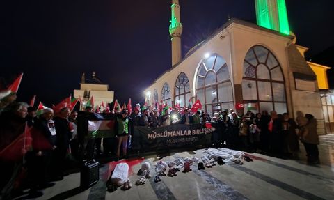 Artvin'de Gazze'ye Destek Konvoyu Düzenlendi