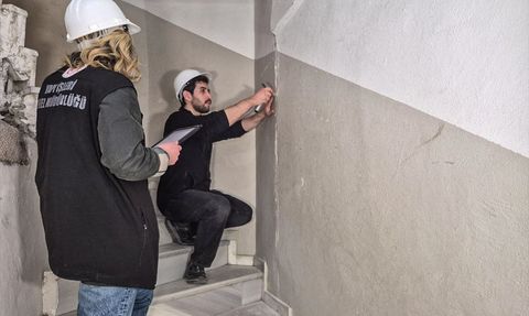 Başakşehir'de Deprem Hasar Tespit Çalışmaları Devam Ediyor