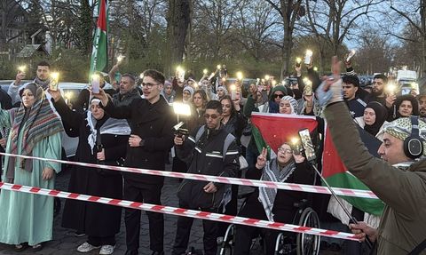 Berlin'de Filistin'e Destek Gösterisi