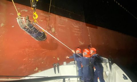 Bozcaada'da Yaralı Personelin Tıbbi Tahliyesi Başarıyla Gerçekleştirildi