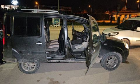 Bursa'da Seyir Halindeki Araca Silahlı Saldırı: 1 Ağır Yaralı