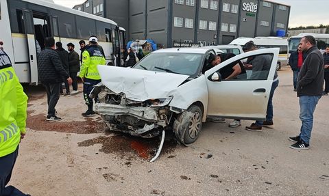 Bursa'da Trafik Kazası: 4 Yaralı
