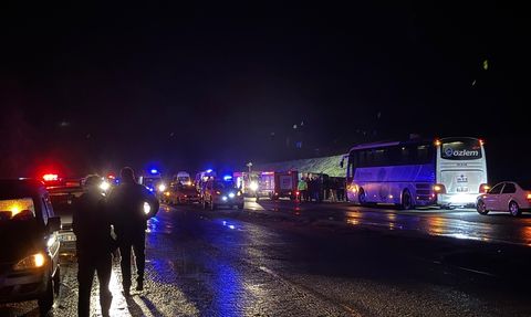 Çankırı'da İşçi Servisinin Devrilmesi: 23 Yaralı