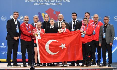 Cansu Bektaş'tan Üçüncü Avrupa Şampiyonluğu