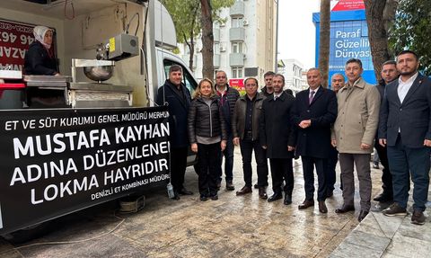 Denizli'de Hayatını Kaybeden ESK Genel Müdürü İçin Lokma Dağıtımı