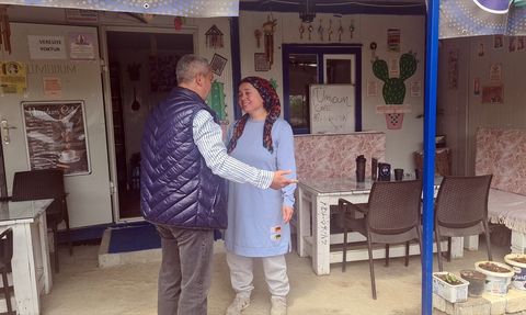 Depremzedenin Güçlü Duruşuna Destek