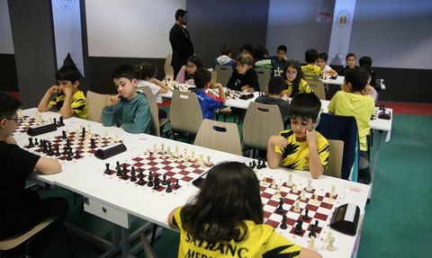 Diyarbakır'da 3. Satranç Turnuvası Gerçekleştirildi