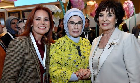 Emine Erdoğan, Cemre Çarşısı'nın Açılışında