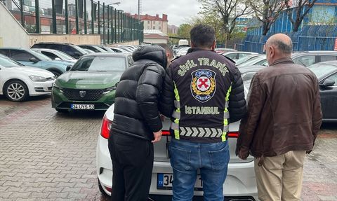 Esenyurt'ta Trafik Tehlikesi Yaratan Sürücüye Ceza