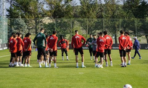 Gaziantep FK, Çaykur Rizespor Maçına Hazırlanıyor