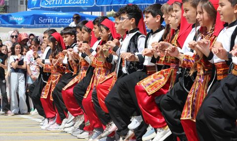 Gaziantep ve Çevresindeki İllerde 23 Nisan Coşkuyla Kutlandı