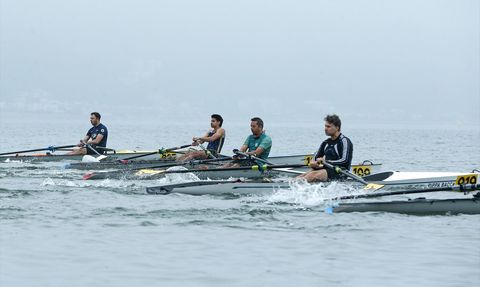 Gemlik'te Uzun Mesafe Deniz Küreği Şampiyonası Başladı