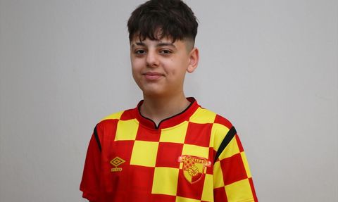 Göztepe Taraftarı Yiğit Çetin, İlk Maç Heyecanını Yaşadı
