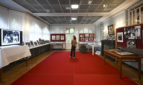 Halkın İsmet Paşa'sı Sergisi Pembe Köşk'te Açıldı