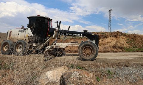 Iğdır Dağ Köylerinde Kış Yolu Onarım Çalışmaları Sürüyor