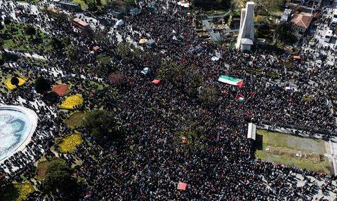 İnsan Hakları Derneği'nden Gazze'ye Destek Yürüyüşü