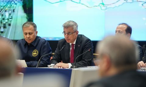 İstanbul'da Deprem Sonrası Acil Durum Değerlendirmesi