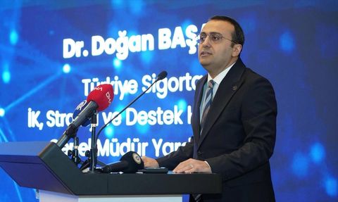 İstanbul'da II. Eğitimde Yapay Zeka Zirvesi Gerçekleşti