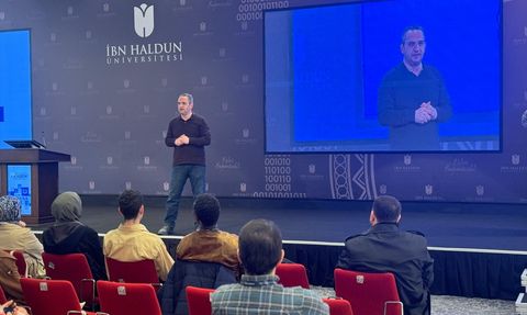 İstanbul'un Kültürel İletişim Mekanları: Kıraathane ve Kahvehanelerin Önemi