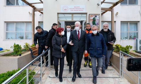 İstanbul Valisi Gül, Maltepe Huzurevi Yangınında İncelemelerde Bulundu