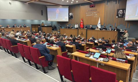 İzmir Büyükşehir Belediyesi 2024 Denetim Komisyonu Raporunu Gözden Geçirdi