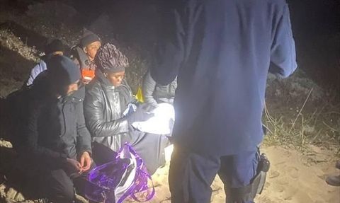 İzmir'de 7 Düzensiz Göçmen Yakalandı