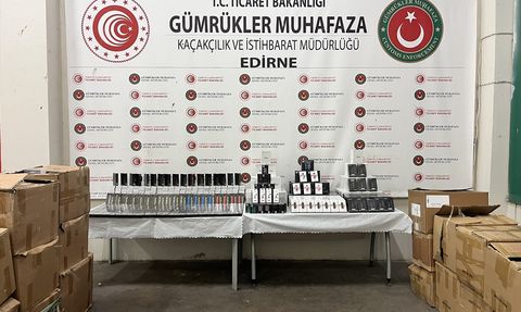 Kapıkule'de Kaçak Elektronik Sigara ve Yasaklı Kimyasal Madde Ele Geçirildi
