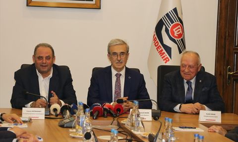 KARDEMİR'de 17. Dönem Toplu İş Sözleşmesi İmza Töreni