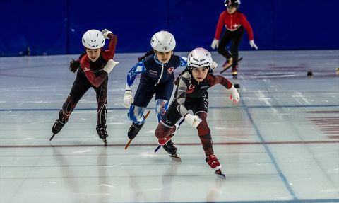 Kars'ta Short Track ANALİG Türkiye Birinciliği Tamamlandı