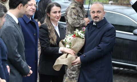 Kars'ta Sokak Hayvanları İçin Değerlendirme Toplantısı Gerçekleşti