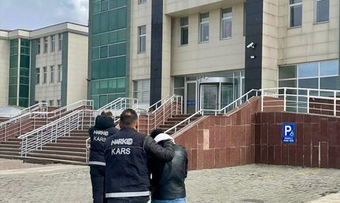 Kars'ta Uyuşturucu Operasyonu: İki Şahıs Tutuklandı