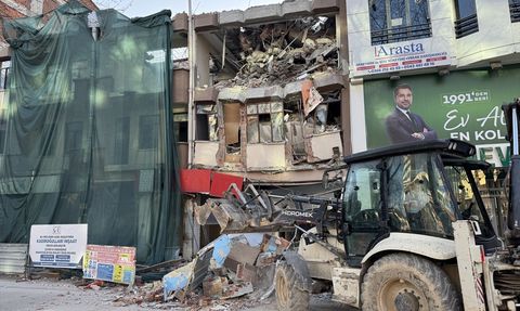 Kastamonu'daki Yıkım Çalışmaları Sırasında Gergin Anlar