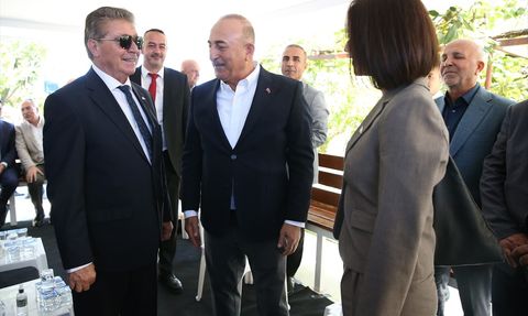 KKTC Başbakanı Ünal Üstel'den Mevlüt Çavuşoğlu'na Taziye Ziyareti