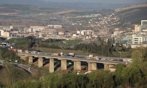 Kocaeli Otoyolunda Bayram Dönüşü Trafik Yoğunluğu
