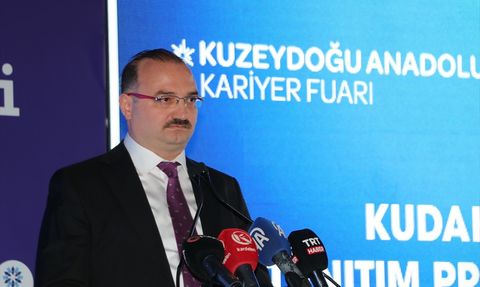 Kuzeydoğu Anadolu Kariyer Fuarı Erzurum'da Başladı