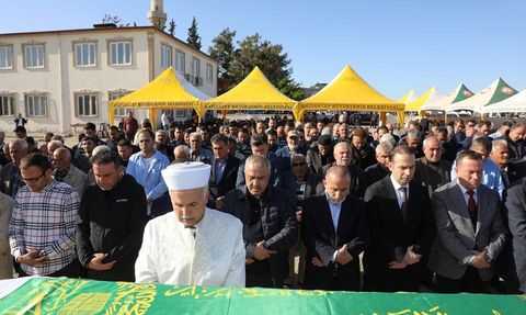 Mustafa Yılmaz'ın Anneleri Ümmühan Yılmaz Son Yolculuğuna Uğurlandı