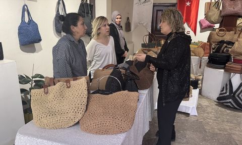 Necla Özçelik: Hasır Çanta ile Kadın Gücünü Destekliyor