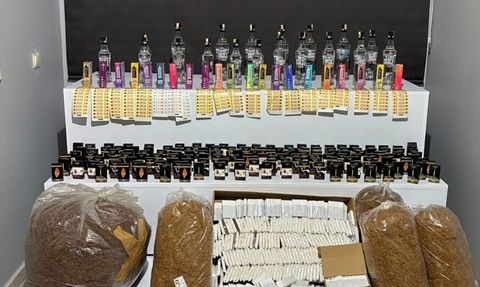 Niğde'de Kaçakçılık Operasyonu: 5 Şüpheli Yakalandı