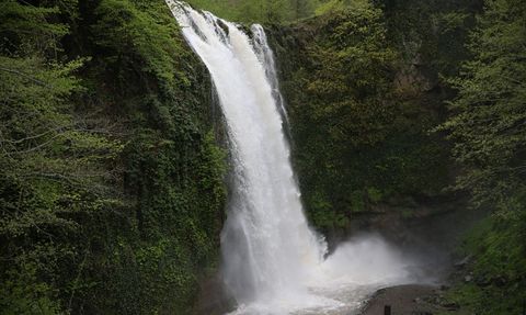 Ohtamış Şelalesi, Karların Eriği ile Canlanıyor