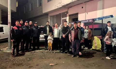Ordu'da Polis Ekiplerine Sürpriz Kutlama