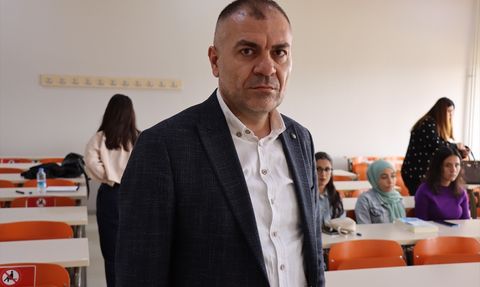 Şiddet Kurbanı Üniversite Öğrencisi Hatice Buzlak Anıldı