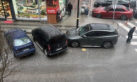 Sivas'ta Dolu ve Sağanak Yağış Etkisini Gösterdi