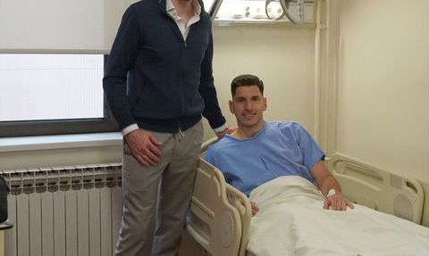 Sivasspor'un Kalecisi Nikolic Başarılı Ameliyat Geçirdi